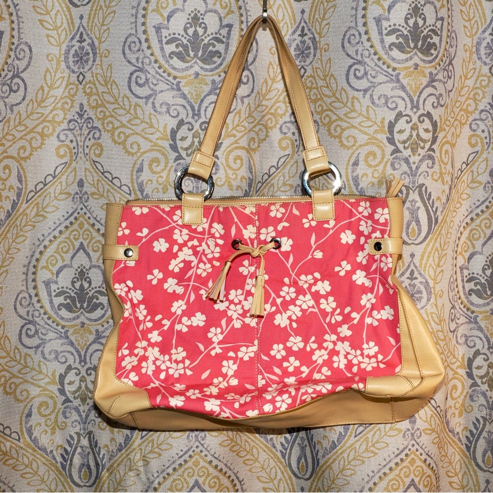 Bath and Body Works Large Vinyl and Pink Fabric Zippered Tote